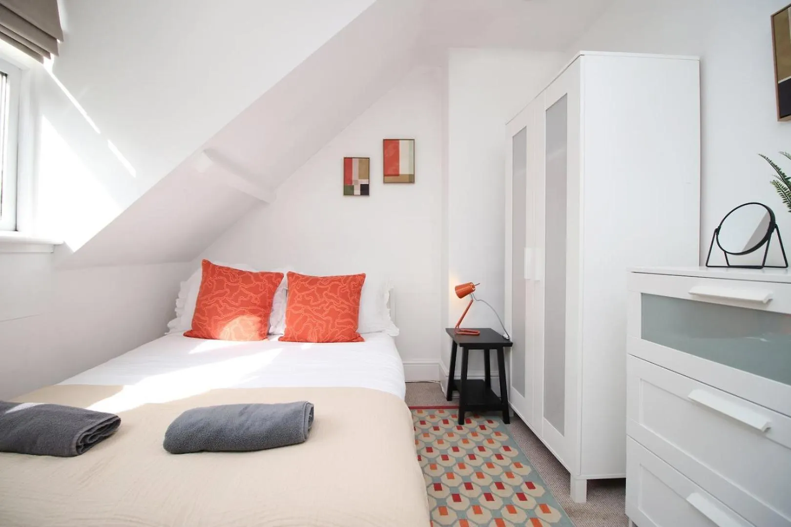 Chic And Spacious 1-Bedroom Flat Pontcanna Cardiff